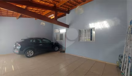 Casa com 2 quartos à venda em Wanel Ville - SP