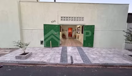 Casa com 3 quartos à venda na Vila Brasília, São Carlos , 100 m2 por R$ 255.000