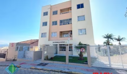 Apartamento com 2 quartos à venda na Rua Antônio José Porto, 161, Fazenda Santo Antônio, São José, 56 m2 por R$ 235.000