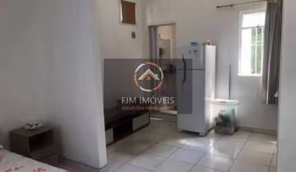 Casa de Vila em Santa Rosa, Niterói: 175m², 4 Dormitórios, 3 Banheiros por R$550k - Venda e Locação