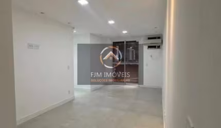 Venda de Apartamento em Maceió - 3 Dorms, 74m², R$389.000