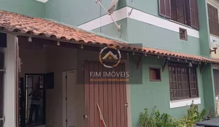 FJM IMÓVEIS VENDE: Casa em Serra Grande - Niterói: 2 Dorms, 120m² por R$430 mil