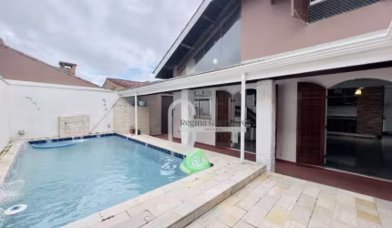 Casa com 3 dormitórios à venda, 260 m² por R$ 700.000,00 - Jardim Imperador - Peruíbe/SP