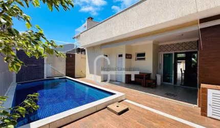 Casa com 3 dormitórios à venda, 133 m² por R$ 860.000,00 - Jardim Casablanca - Peruíbe/SP
