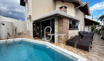 Casa com 3 dormitórios à venda, 162 m² por R$ 990.000,00 - Estância São José - Peruíbe/SP