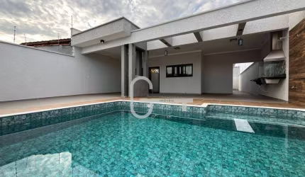 Casa com 3 dormitórios à venda, 155 m² por R$ 650.000,00 - Estância São José - Peruíbe/SP