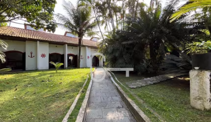 Casa com 11 dormitórios à venda, 515 m² por R$ 2.800.000,00 - Arpoador - Peruíbe/SP
