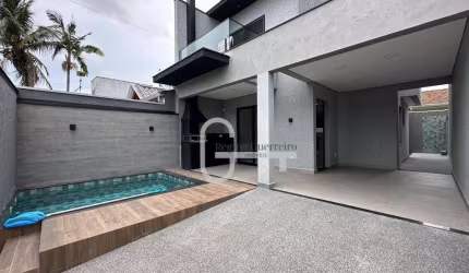 Casa com 3 dormitórios à venda, 112 m² por R$ 790.000,00 - Jardim Ribamar - Peruíbe/SP