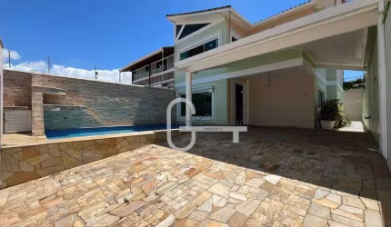 Casa com 4 dormitórios à venda, 242 m² por R$ 850.000,00 - Jardim Casablanca - Peruíbe/SP