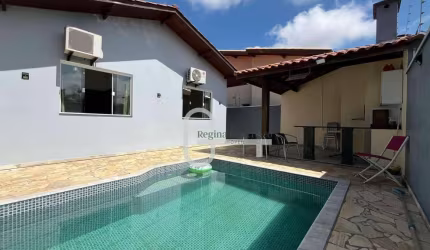 Casa com 3 dormitórios à venda, 120 m² por R$ 690.000,00 - Estância São José - Peruíbe/SP