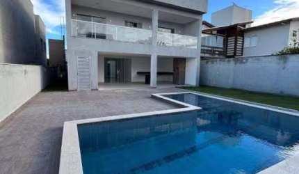 Casa duplex com 380m² de área construída no condomínio Boulevard Lagoa