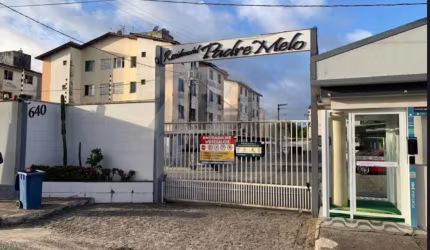 Apartamento Para Vender com 2 quartos no bairro Farolândia em Aracaju