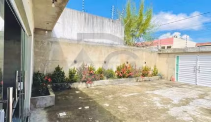 Casa Para Vender com 2 quartos no bairro Olhos d`Água em Barra Dos Coqueiros