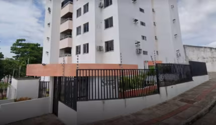 Apartamento Para Vender com 3 quartos 1 suítes no bairro Luzia em Aracaju