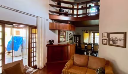Casa à venda em Sumaré, Parque Franceschini, com 2 suítes, com 204 m²