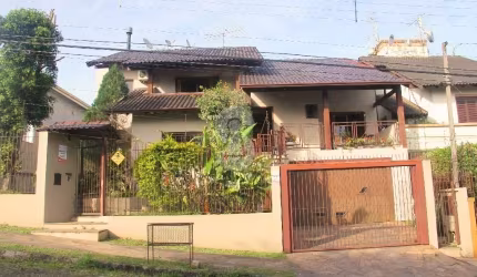 Casa com 4 quartos à venda no Jardim das Acácias, São Leopoldo  por R$ 800.000