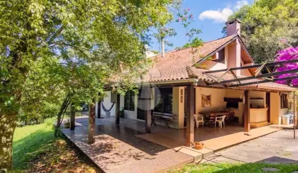 Casa em condomínio fechado com 5 quartos à venda no Campestre, São Leopoldo  por R$ 1.166.000
