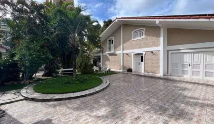 Casa Duplex com 350m² em terreno de 616m² à venda no Tirol, Natal/RN