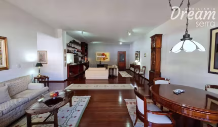 Apartamento com 4 dormitórios à venda, 213 m² por R$ 1.025.000,00 - Taumaturgo - Teresópolis/RJ