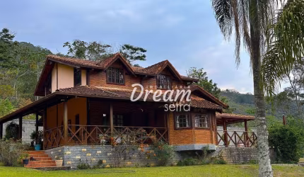 Casa com 3 dormitórios à venda, 155 m² por R$ 800.000,00 - Albuquerque - Teresópolis/RJ