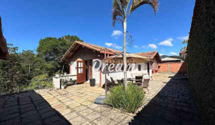Casa com 3 dormitórios à venda, 160 m² por R$ 750.000,00 - Cascata do Imbuí - Teresópolis/RJ