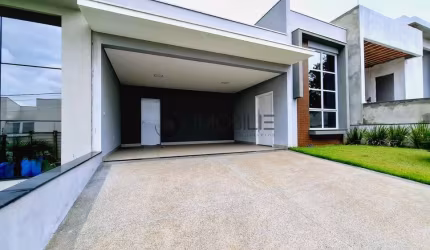 Casa com três suítes à venda no condomínio Jardins Di Roma em Indaiatuba/SP