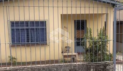 Casa com 2 quartos à venda na Rua Doutor Ney Cabral, 343, Nonoai, Porto Alegre por R$ 360.000