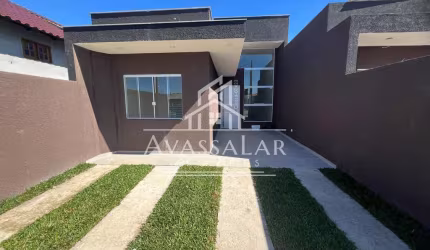 Casa com 3 quartos e  Piscina em Guaratuba- Paraná.