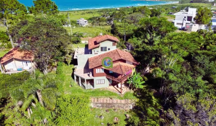 Residência Paradisíaca: Vista Panorâmica para o Mar, Campo e Natureza em Ambient