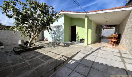 Casa para Venda em Maceió, Serraria, 3 dormitórios, 1 banheiro, 3 vagas
