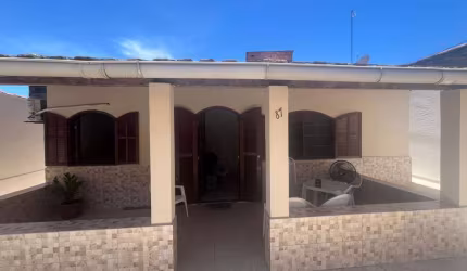 Casa para Locação em Rio das Ostras, Operario, 3 dormitórios, 1 suíte, 2 banheiros