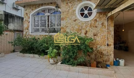 Casa a venda - Embaré - Santos
