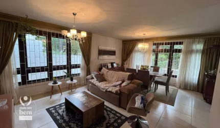 Essa é a realização do seu SONHO de uma CASA TÉRREA com 236m² e QUINTAL maravilhoso 5 quartos (2 SUÍTES) à venda De 999K Por R$ 901 mil AVALIA PERMUTA