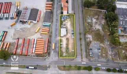 ESTUDA PERMUTA - Terreno com 1995m², 3 testadas, á venda por R$ 3.900.000 - Parolin - Curitiba/PR