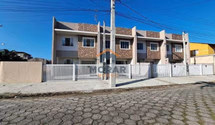 Sobrados novos no Balneário Ipanema