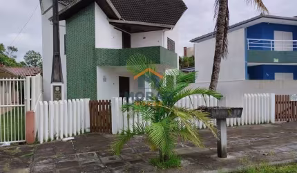 Sobrado em Monções 100 metros do mar