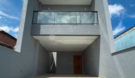 Casa com 3 quartos à venda no Boehmerwald, Joinville  por R$ 600.000