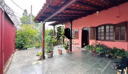 Casa à venda 3 quartos Bairro Alípio de Melo - Belo Horizonte/MG
