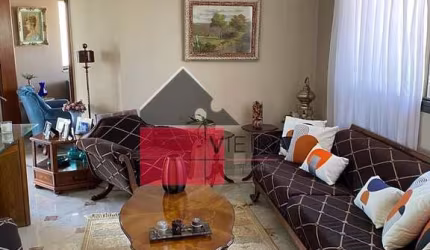 Apartamento com 360 graus de vista para o parque da aclimação , com armários em todos os dormitório