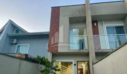 Sobrado geminado no Vila Nova mobiliado!