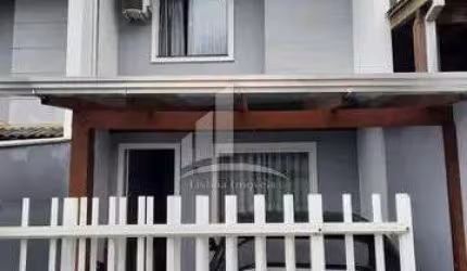Geminado com 2 quartos na lateral da Rua São Paulo!