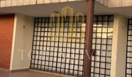 Vende-se Sobrado Charmoso em Condomínio Fechado Próximo à Praia Martim de Sá, Caraguatatuba