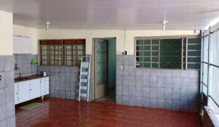 Casa No Eldorado. Com 3 Dormitórios.