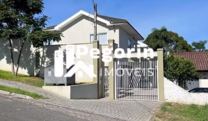 Sobrado 03 qts sendo uma suíte com hidro no bairro Santa Cândida, Curitiba-PR