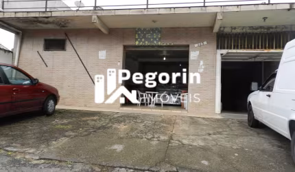 Casa à venda no bairro Emiliano Perneta - Pinhais/PR