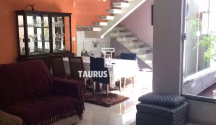 Sobrado 3 quartos, 306 m², à venda por R$1.500.000
