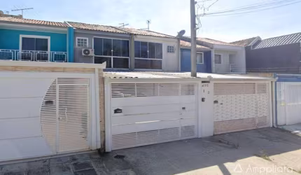 Sobrado à Venda de 2 Quartos sendo 2 Suítes na Vitória Régia