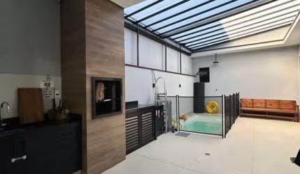 Casa em Condomio com piscina
