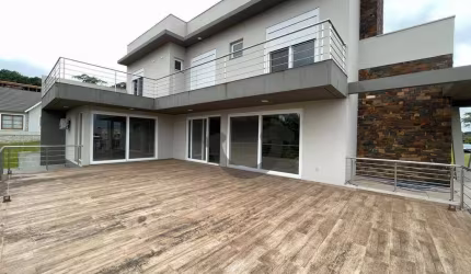 Casa com 4 dormitórios para alugar, 230 m² por R$ 8.400,00/mês - Country - Santa Cruz do Sul/RS