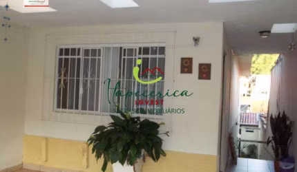Casa bem localizada , aceita financiamento